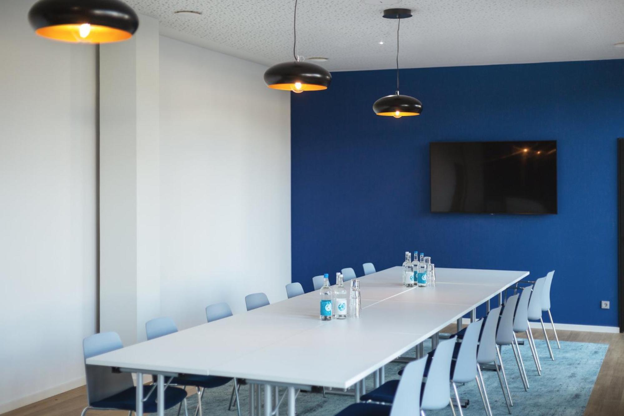 Holiday Inn - The Niu Star Sindelfingen By Ihg Εξωτερικό φωτογραφία